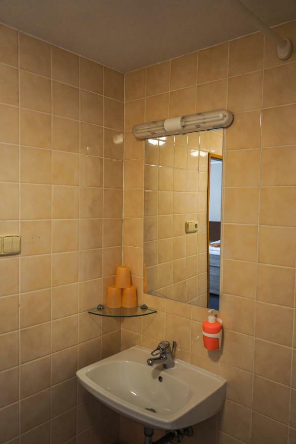 Pension Fox Prag Exterior foto