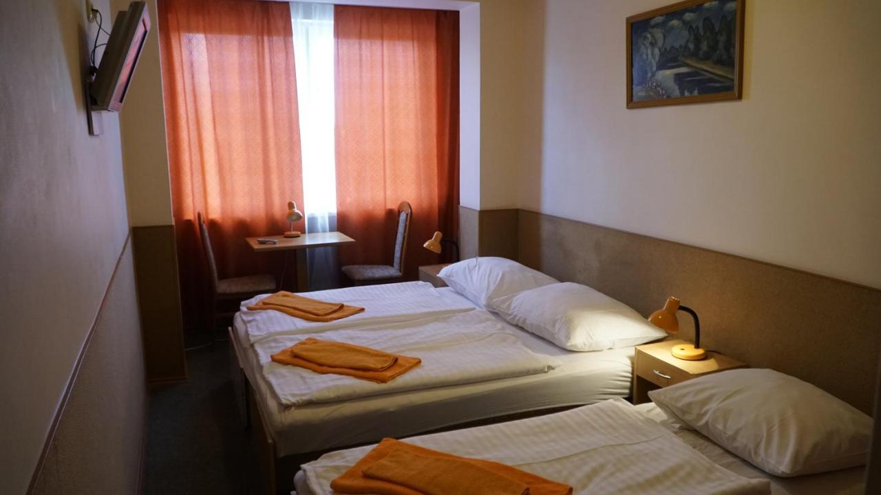 Pension Fox Prag Exterior foto